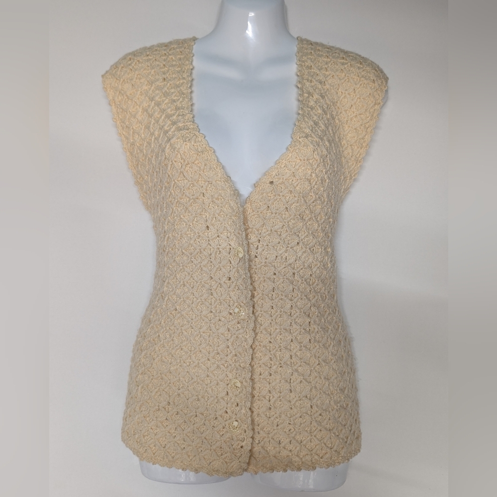 Handmade Stretchy Pattern Cream Knit Button-Front Women's Sweater Vest